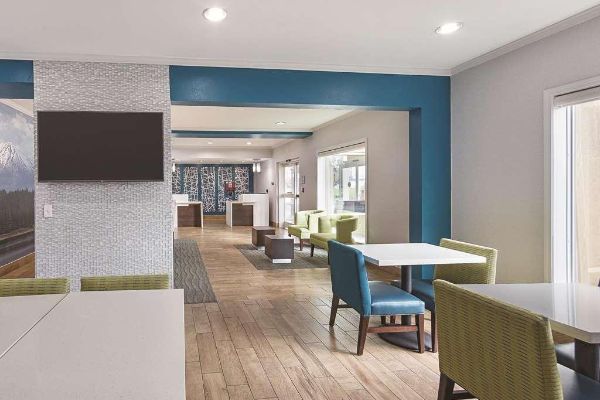 La Quinta Inn Ste Central Point - Medford
